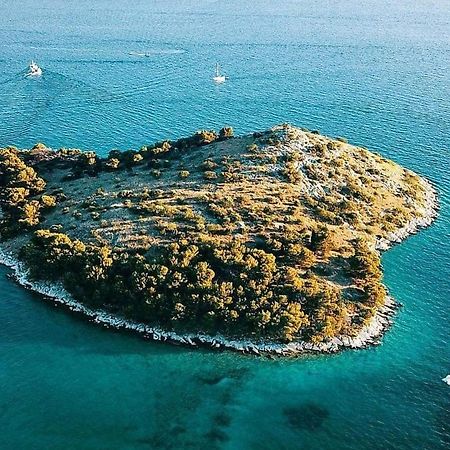 Captain'S Lodge Tribalj Екстериор снимка