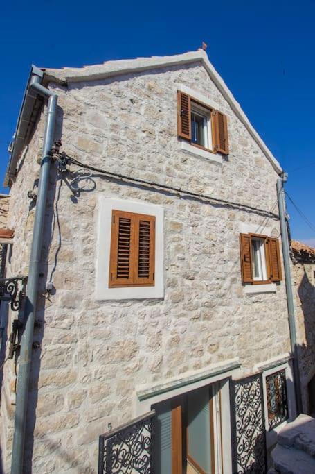 Captain'S Lodge Tribalj Екстериор снимка