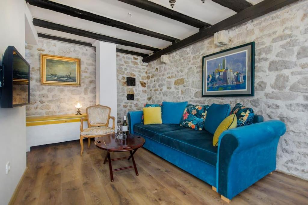 Captain'S Lodge Tribalj Екстериор снимка